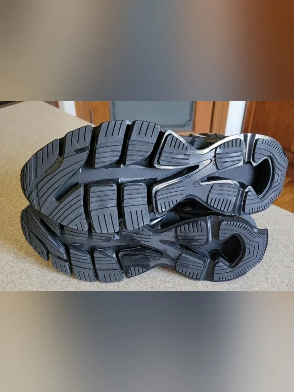 Reuluton Beansfrom Breking Blades Futuristic Looking Sneakers Black Grafiti